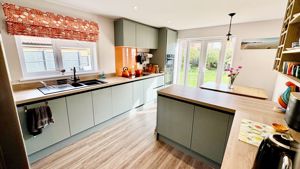 Photo 11- click for photo gallery